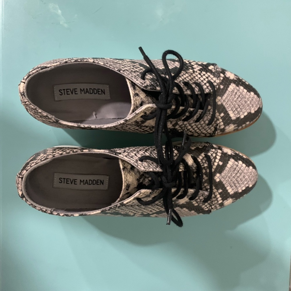 Steve Madden platform snake print